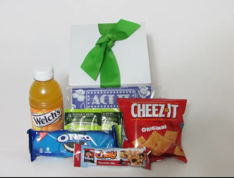 Move-In Treats Gift Box